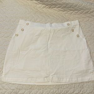 White, Rafaella skirt with built in shorts